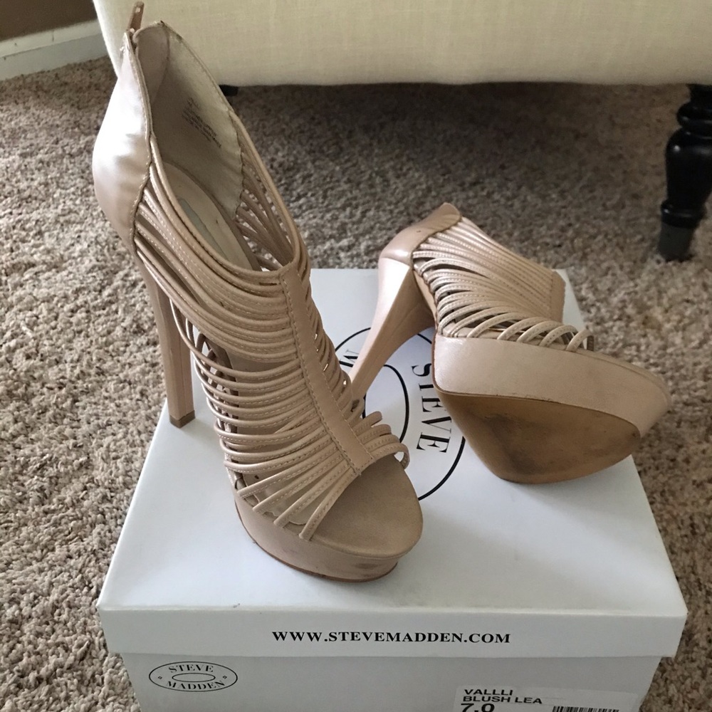 Steve Madden “valli” heels